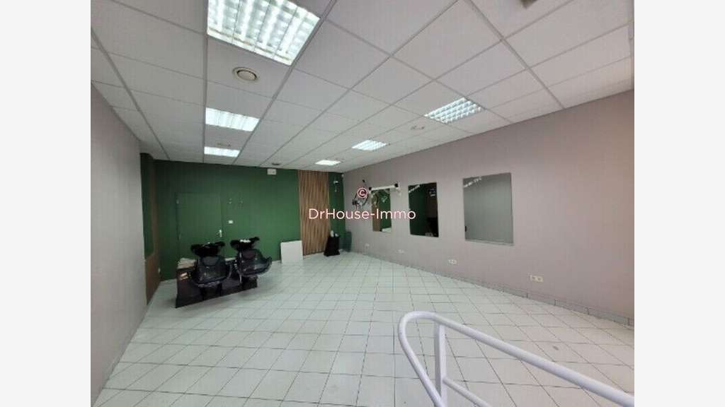 Local 55m² à louer mairie de Labuissière à Bruay