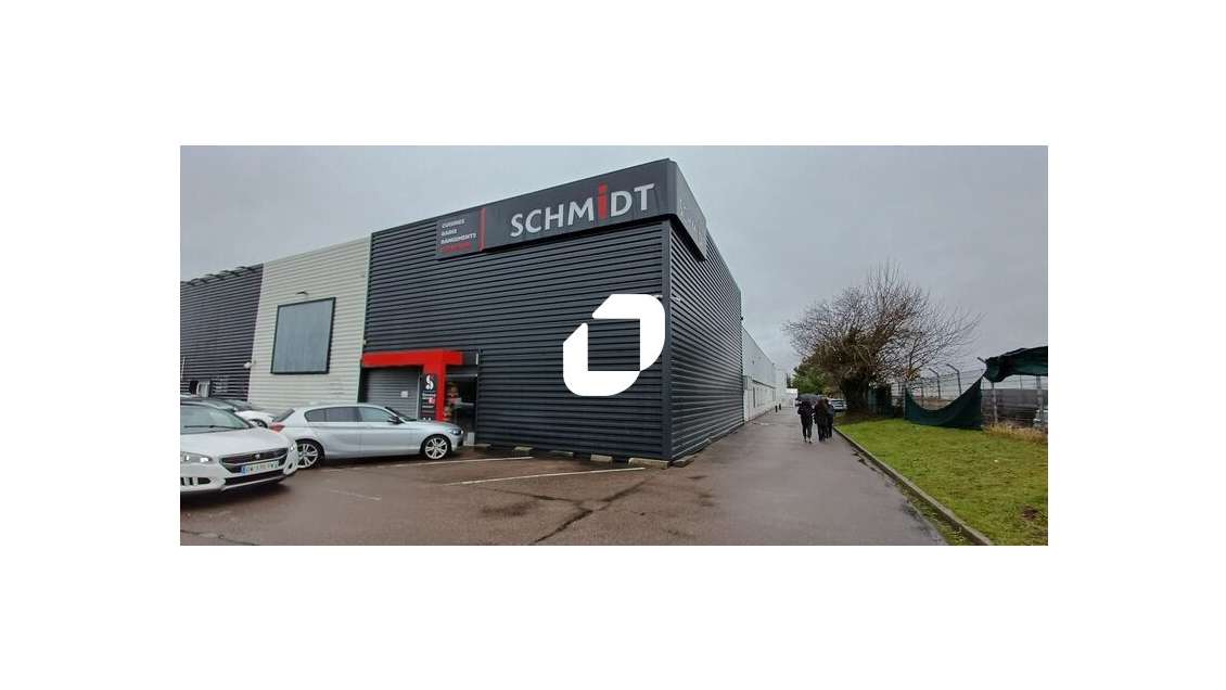 A louer Local commercial 311m² Buchelay
