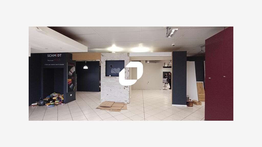 A louer Local commercial 311m² Buchelay