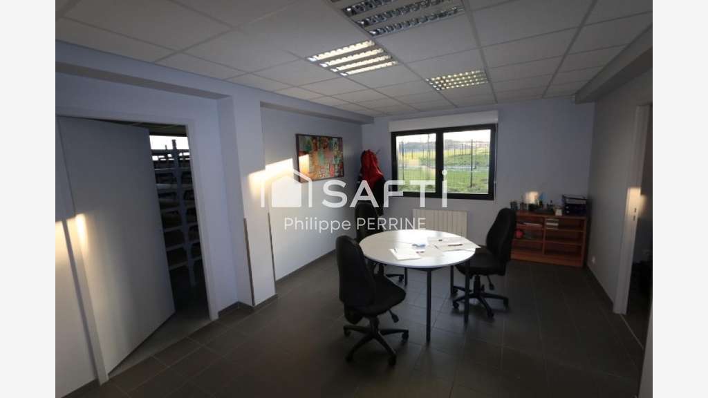 Loue local d'activité 621m² Douvres la Délivrande