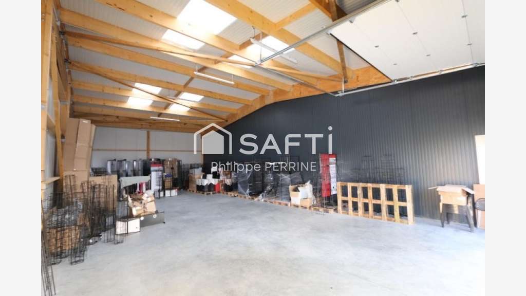 Loue local d'activité 621m² Douvres la Délivrande