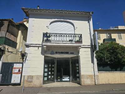Location Locaux commerciaux - Boutiques à Cagnes-sur-Mer