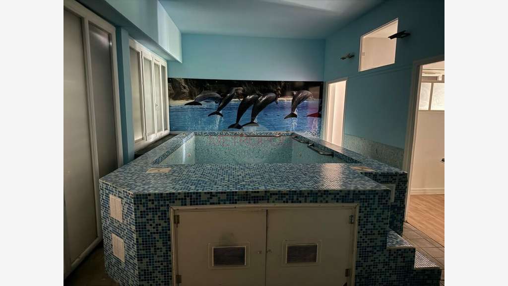 Location local professionnel 92m² à Cagnes sur Mer
