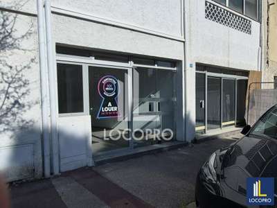 A louer local commercial 60m² à Cagnes-sur-Mer