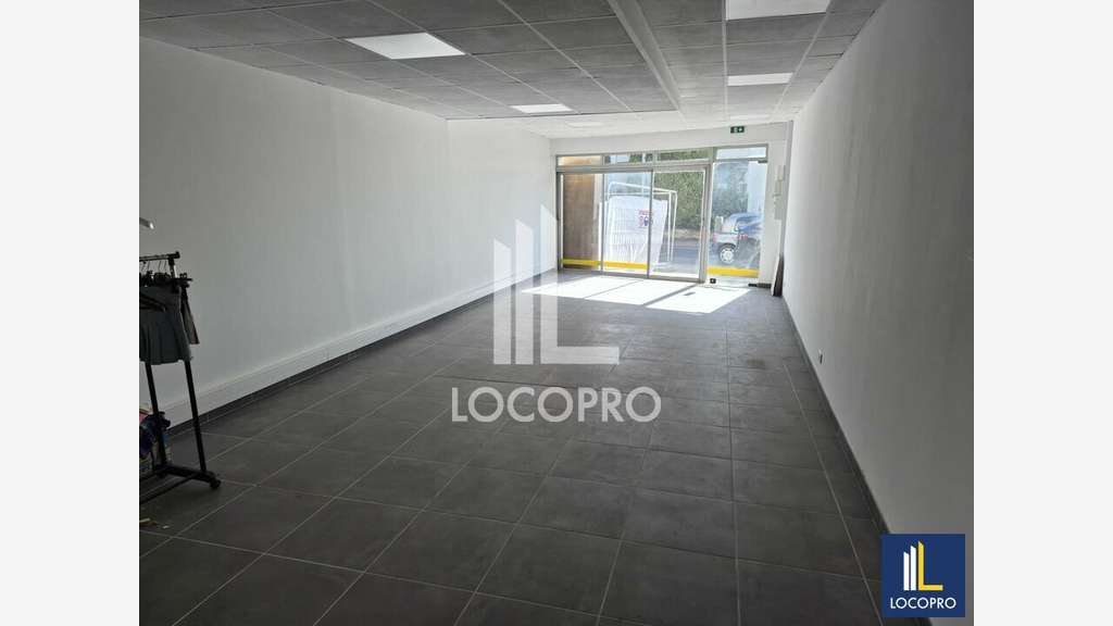 A louer local commercial 60m² à Cagnes-sur-Mer