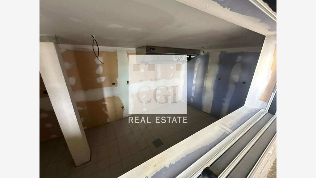 À louer local commercial de 58m² à Caluire