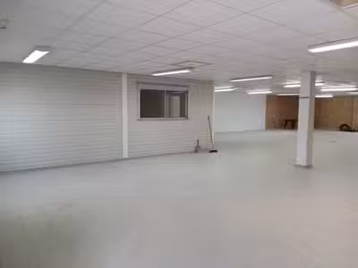 Loue local commercial ou d'activité 315m² à Candé