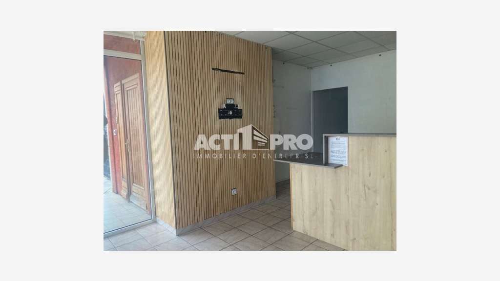À louer local 40m² axe passant Canet-en-Roussillon