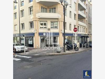 A louer local commercial 130m² modulable à Cannes