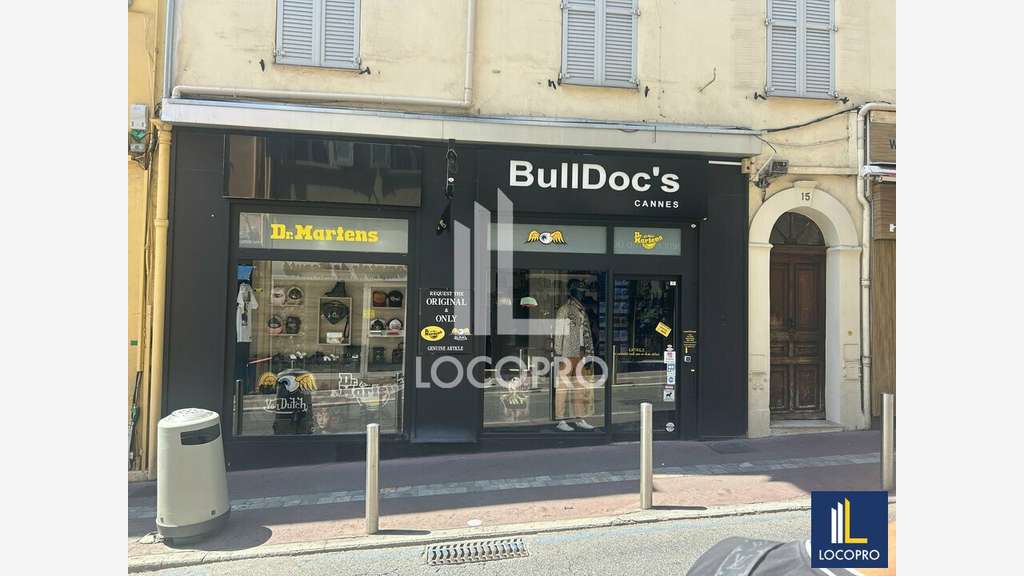 A louer local commercial 45m² à Cannes centre