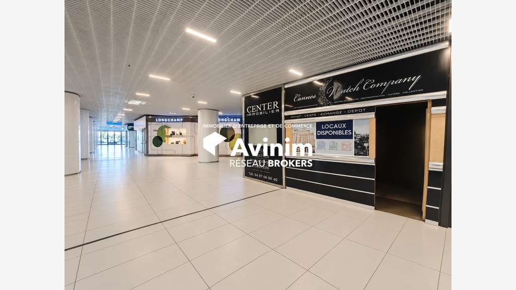 Location local commercial 43m² Croisette Cannes