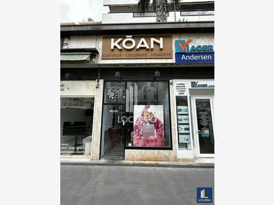 A louer local commercial de 35m² à Cannes Banane