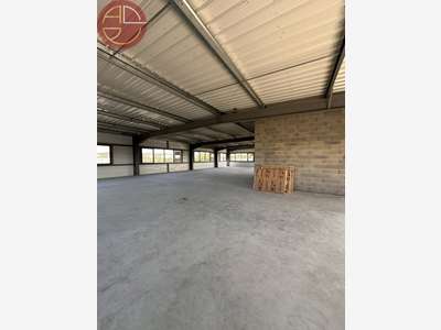 A louer local commercial 397m² à Carbonne Sud