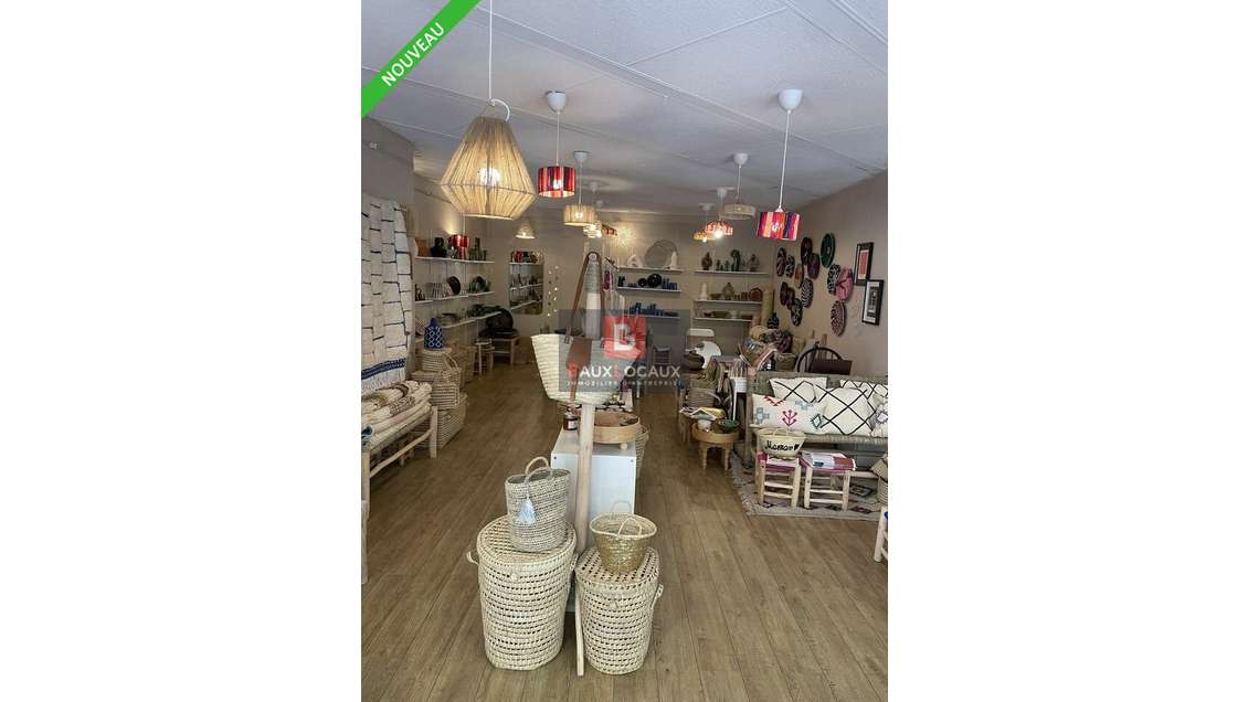 Local commercial de 70m² à louer à Carpentras