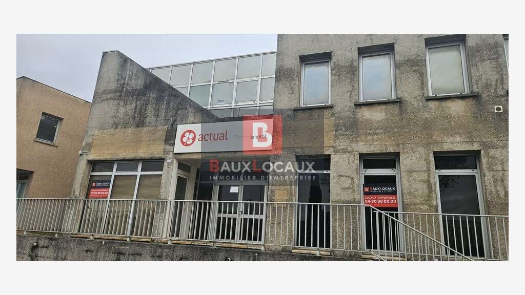 Local commercial ou pro 150m² à louer Carpentras