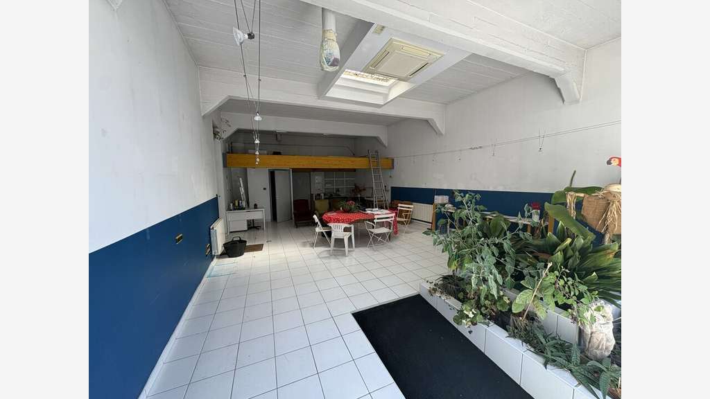CARPENTRAS - BOUTIQUE à louer