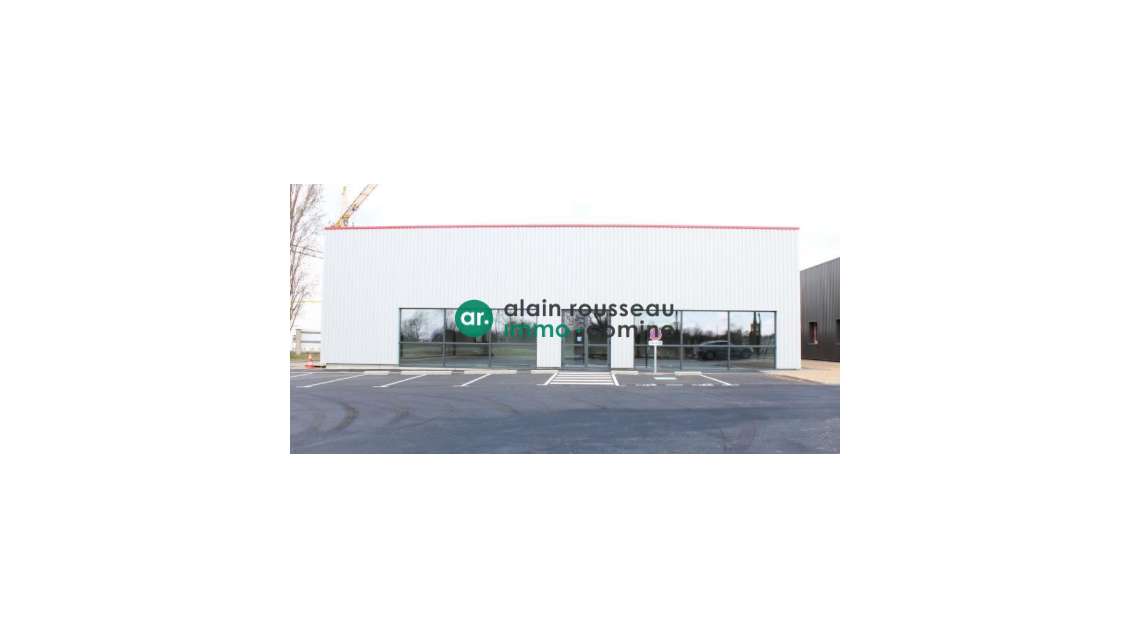 A louer local commercial de 355m² en ZI Carquefou