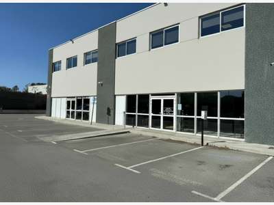 LOCAL COMMERCIAL 395 M²
