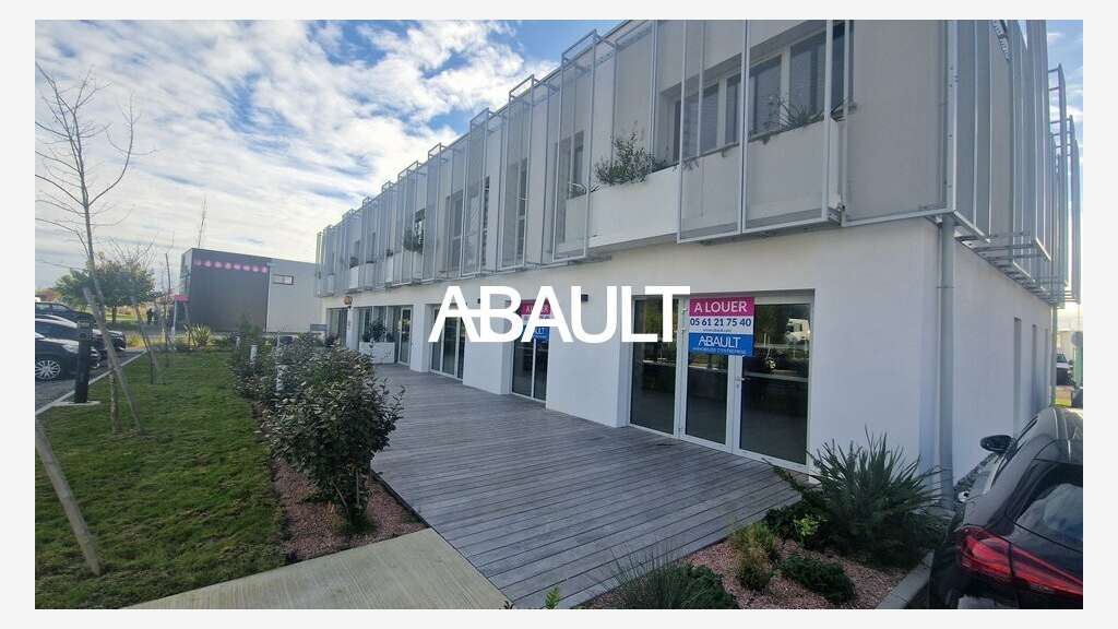A louer local 200m² à Castelnau-d'Estrétefonds