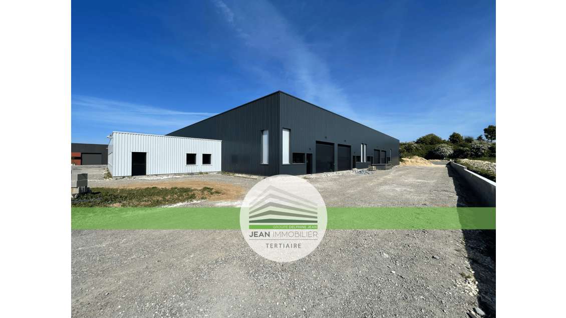 A louer Entrepôt 190m² à Castine-en-Plaine