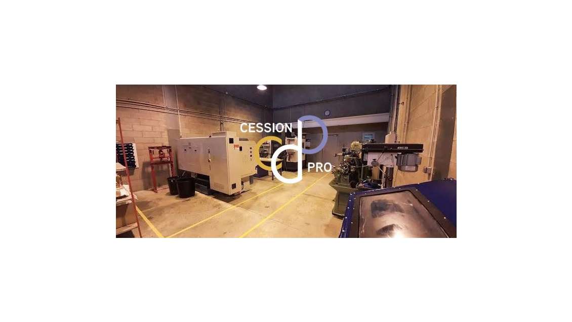 ATELIER DE 120 M² AVEC BUREAU DE 24 M² À LOUER SU