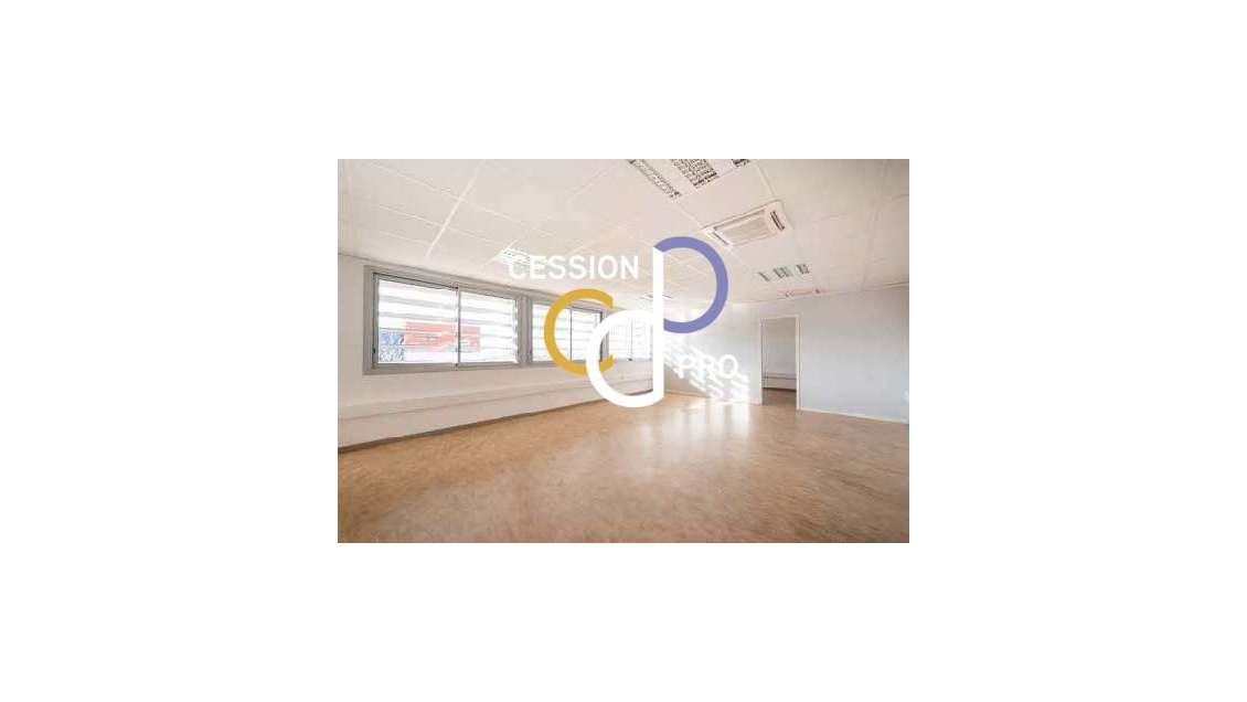 Bureau de 51m² à louer à Castries Zone VIA DOMITIA