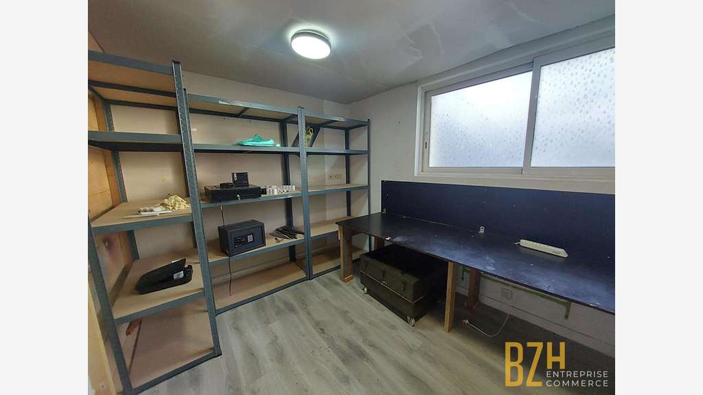 Local commercial / bureau - A louer - CAUDAN