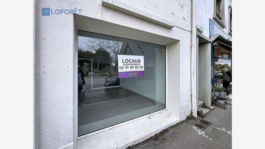 A louer local commercial de 52m² à Caudan centre