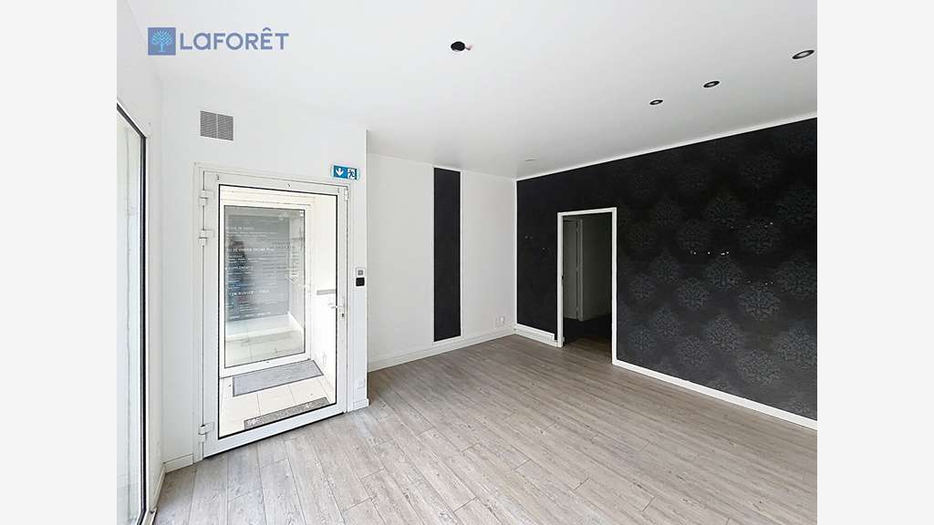 A louer local commercial de 52m² à Caudan centre