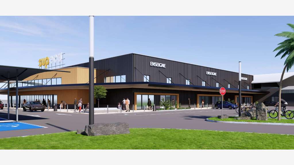 A louer Surface commerciale de 800m² à Cayenne