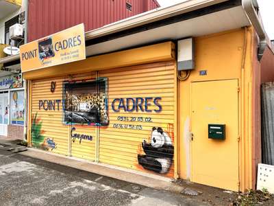 A louer local commercial avec dépôt 275m² Cayenne