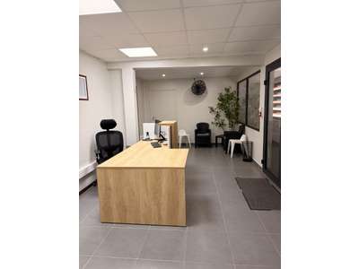 Location Locaux commerciaux - Boutiques à Cayenne