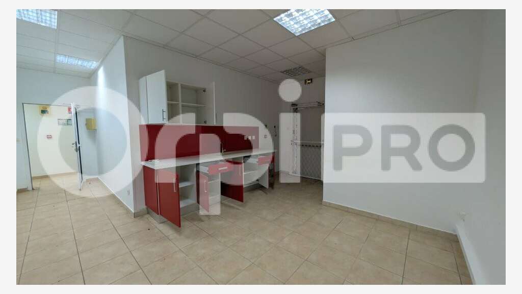 A louer local d'exception de 240m² en zc Cayenne
