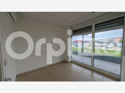 A louer local d'exception de 240m² en zc Cayenne