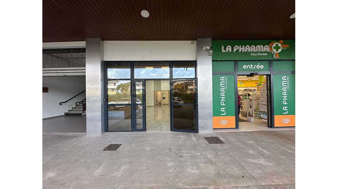 A louer local commercial 49m² à Cayenne empl N°1