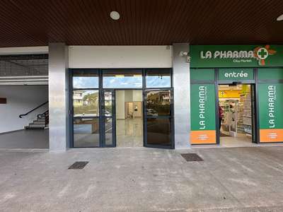 Location Locaux commerciaux - Boutiques à Cayenne