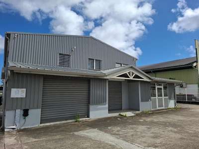 A LOUER - Local commercial / Bureaux 128,45 - RDC