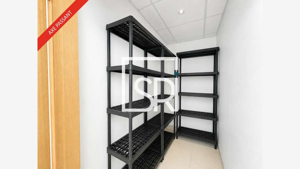 Local commercial de 141m² à louer à Cébazat