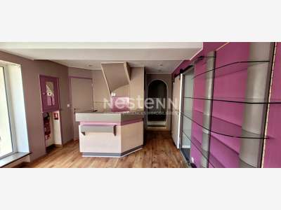 A louer local 90m² excellente visibilité Cellettes