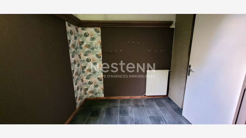 A louer local 90m² excellente visibilité Cellettes