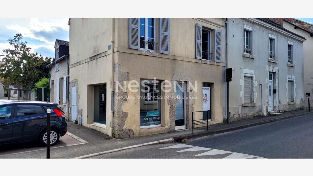 A louer local 90m² excellente visibilité Cellettes