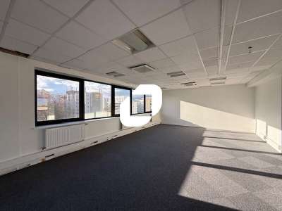 A louer Local commercial 208m² Cergy