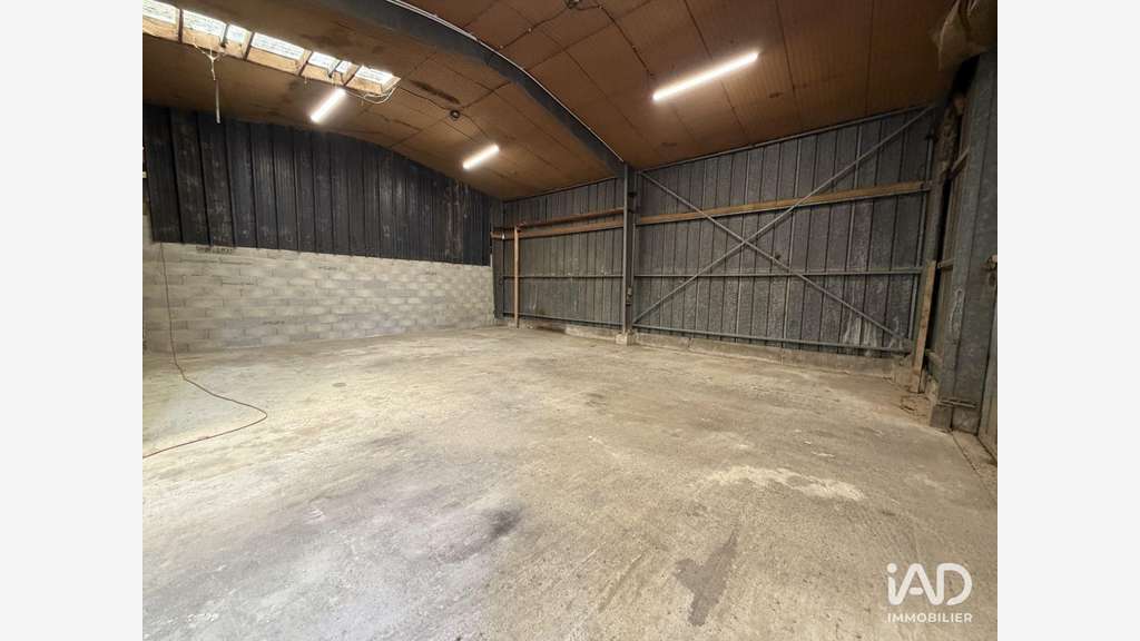 A louer dépôt 120m² à Cestas à 5km de l'A63