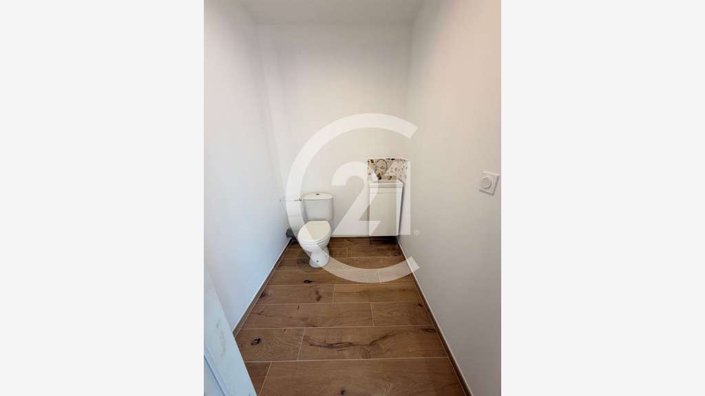 A louer bureaux 40m² R+1 entre Valence et Chabeuil
