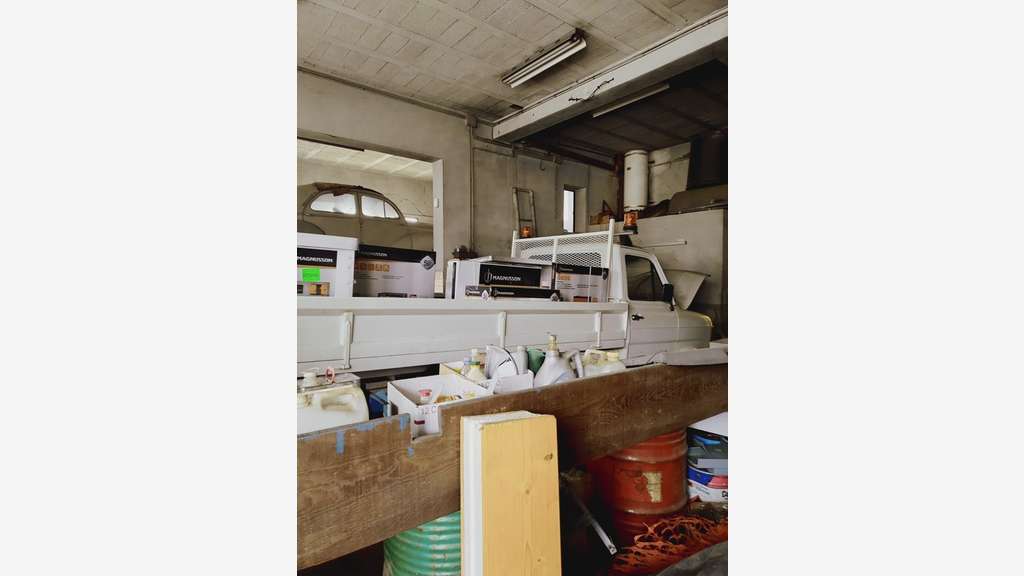 A louer local commercial 180m² à Challes-les-Eaux