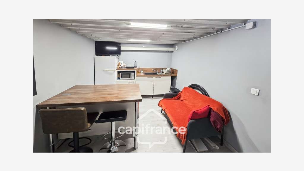 Loue local commercial 175m² prox Chalon sur Saône
