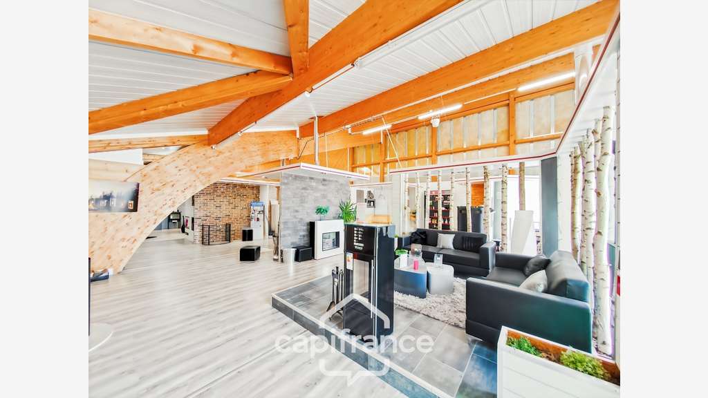 Local 384m² à louer proche de Chalon sur Saône