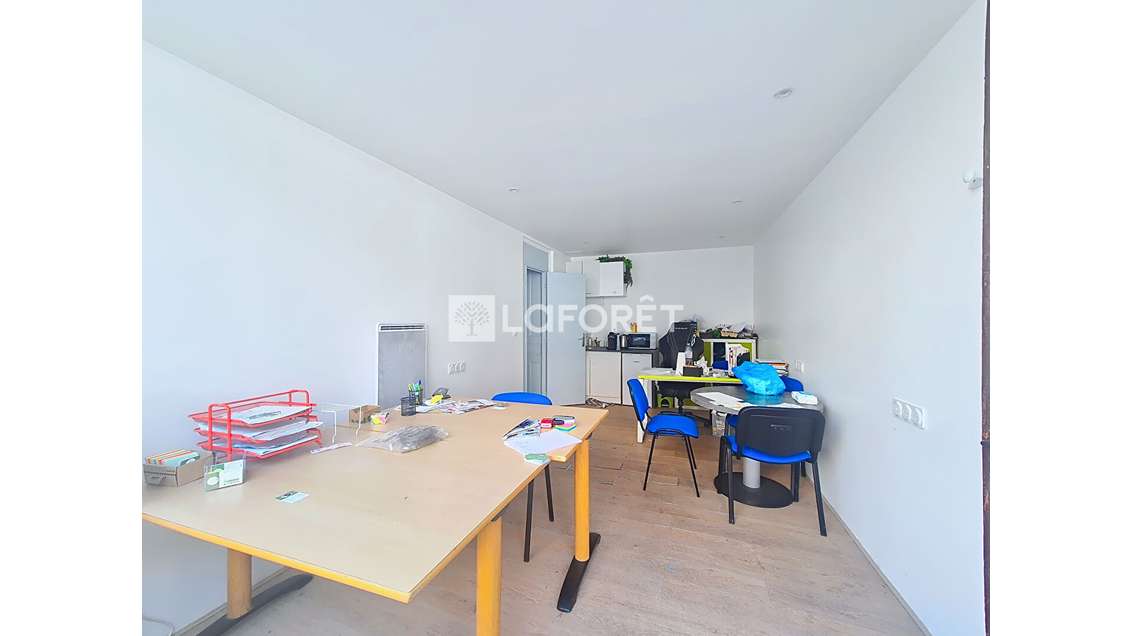 A louer local commercial Rue Lamartine, Chambéry