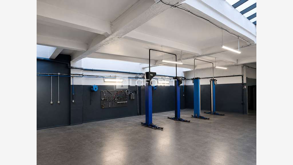 Local commercial Chambery 400 m2