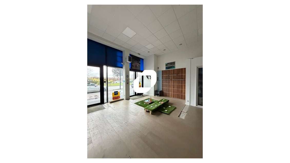 A louer Local commercial 133m² Chambourcy